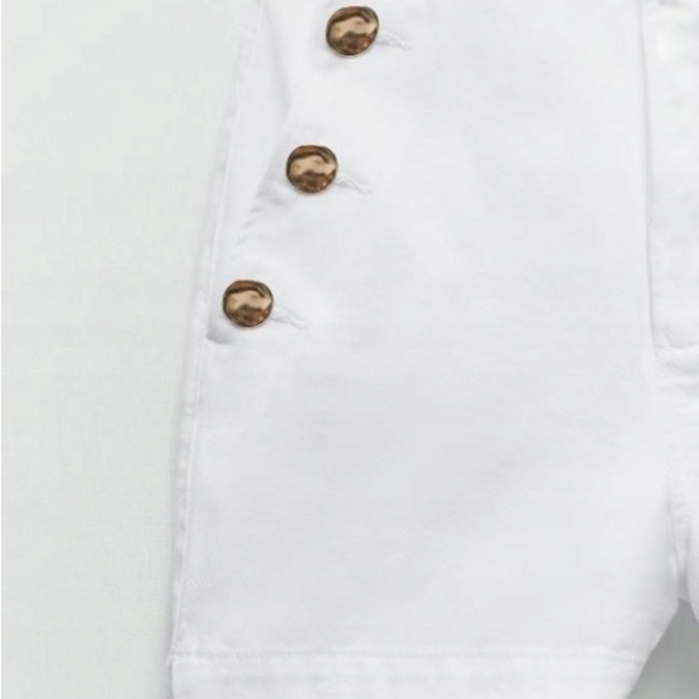 Zara NWT Shorts with gold buttons - Picture 3 of 7